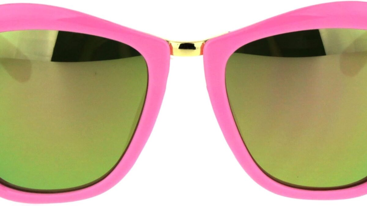 Pretty in Pink: Discovering the Glamour of Designer Sunglasses