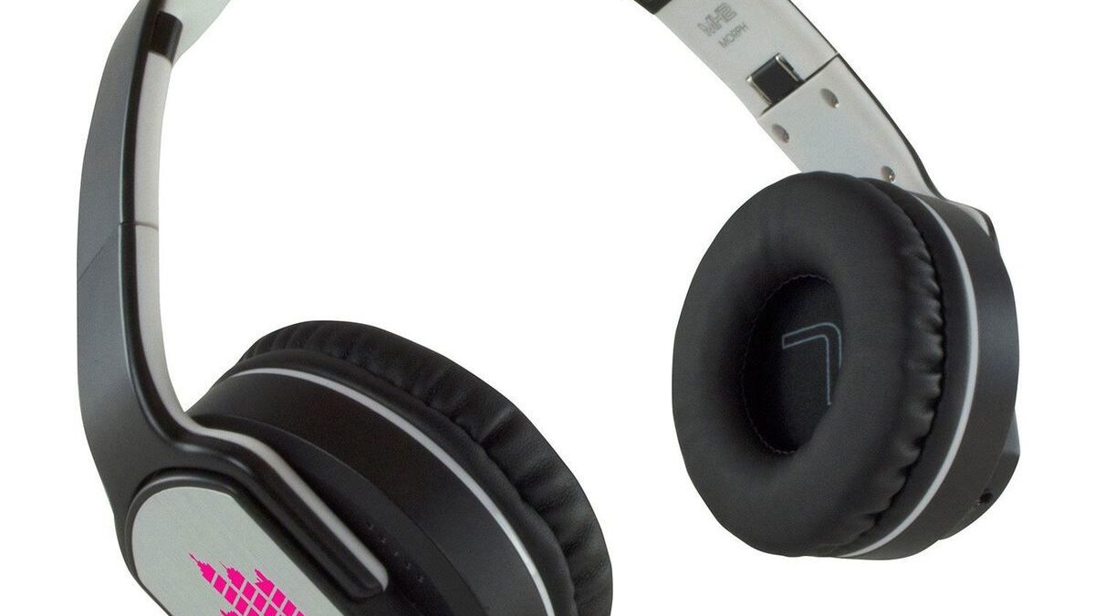 The Versatile Appeal of Switchback Headphones: A Blend of Style and Functionality