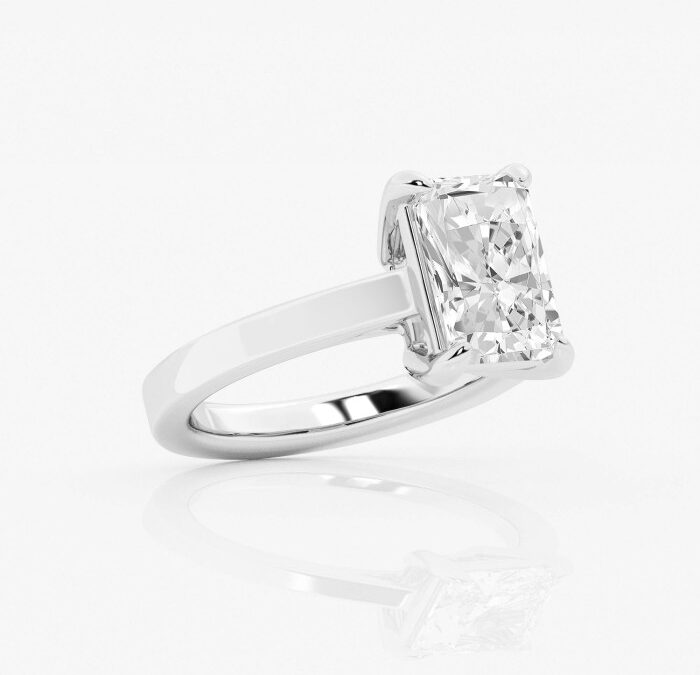 Discover the Brilliance: Lab-Grown Radiant Cut Diamond Engagement Rings from RockRush